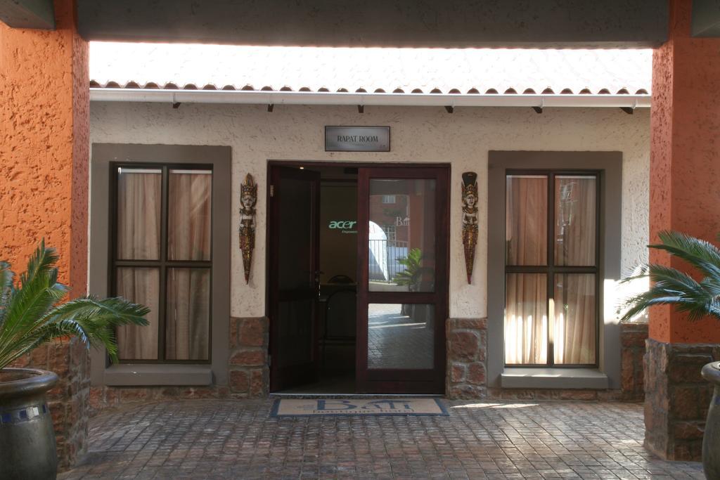 Villa Bali Luxury Guesthouse Bloemfontein Exterior foto