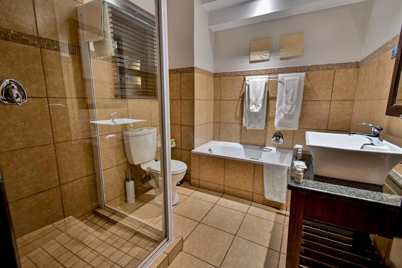 Villa Bali Luxury Guesthouse Bloemfontein Exterior foto