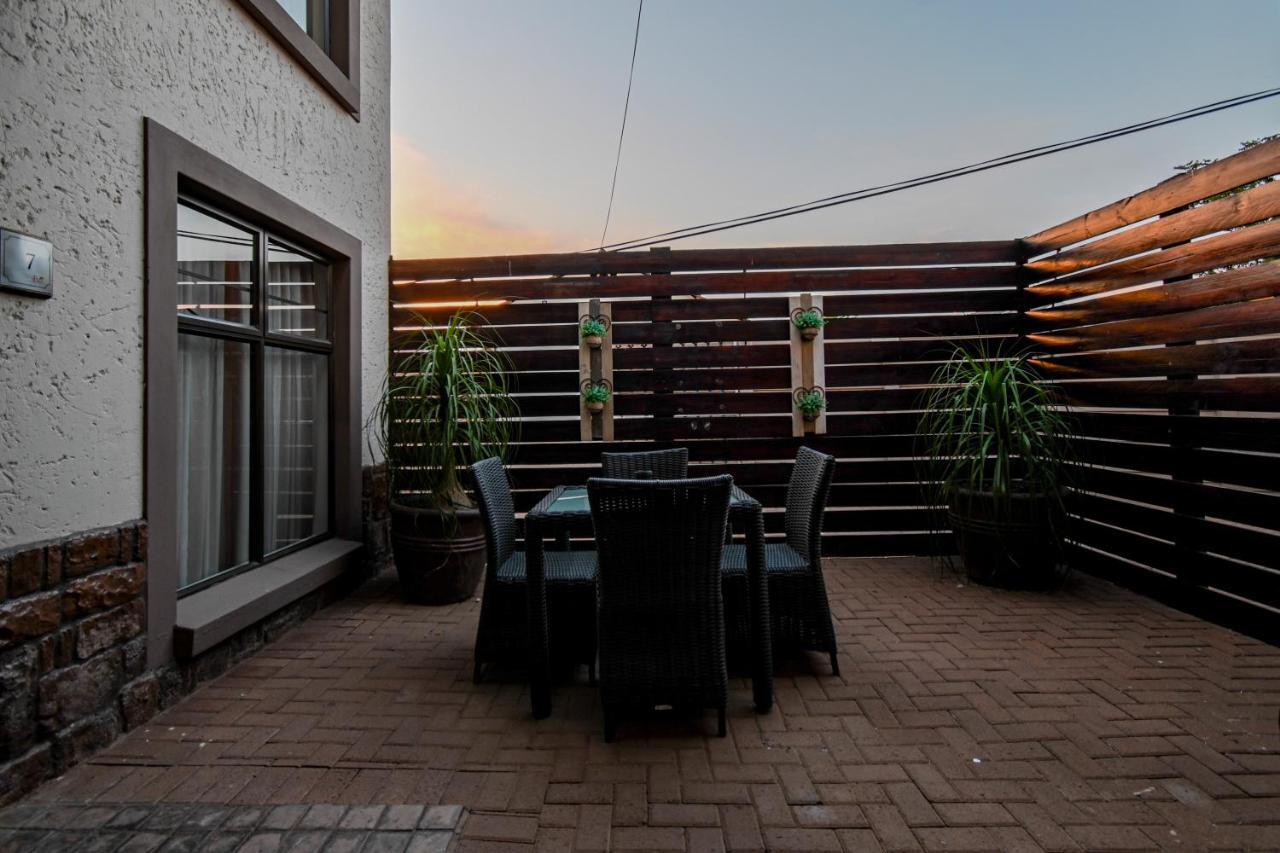 Villa Bali Luxury Guesthouse Bloemfontein Exterior foto