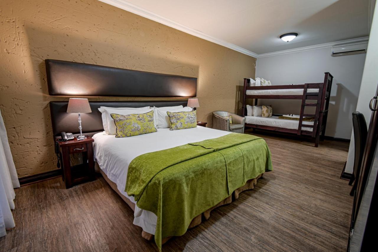 Villa Bali Luxury Guesthouse Bloemfontein Zimmer foto